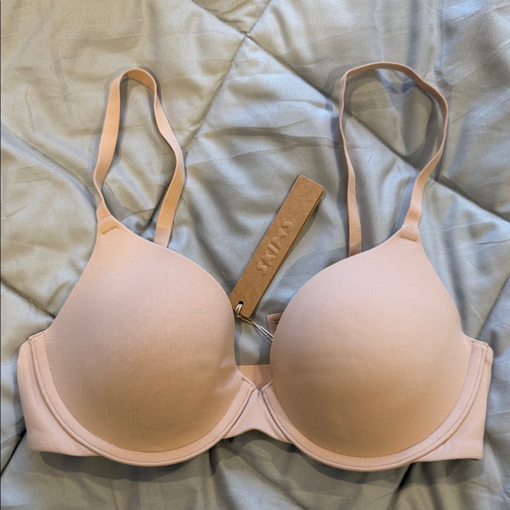 SKIMS Fits Everybody T-Shirt Bra - 32C - Mica